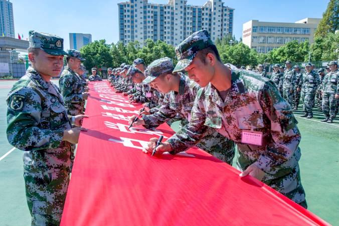 焉耆回族自治县教育局领导团队改革实践及最新动态